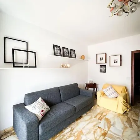 La Casa Di Agnese Apartment *